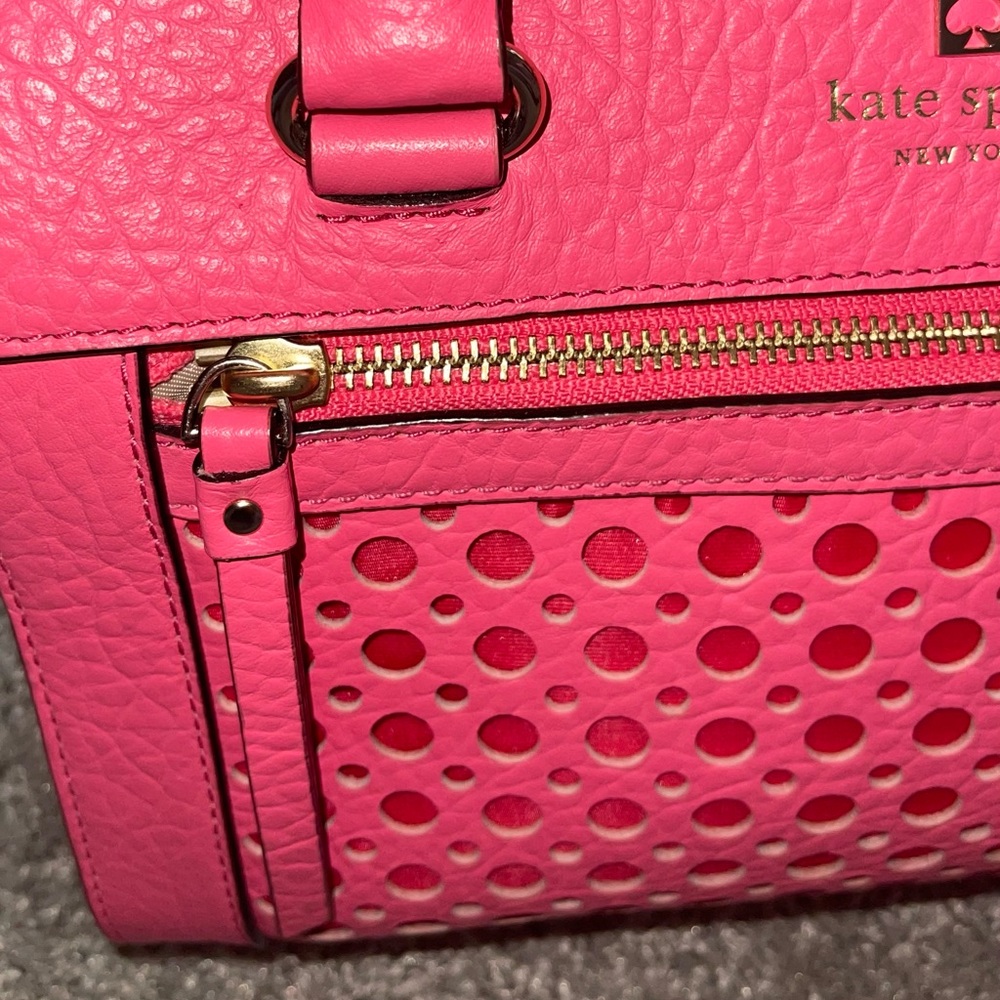 Kate Spade- Perri Lane Bubbles Delaney Leather Purse with crossbody strap. - Picture 13 of 16